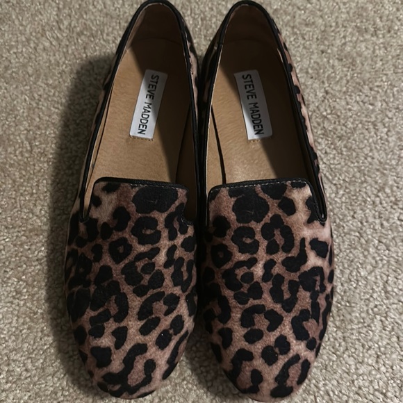 Steve Madden Sol Leopard Loafers - Picture 7 of 9